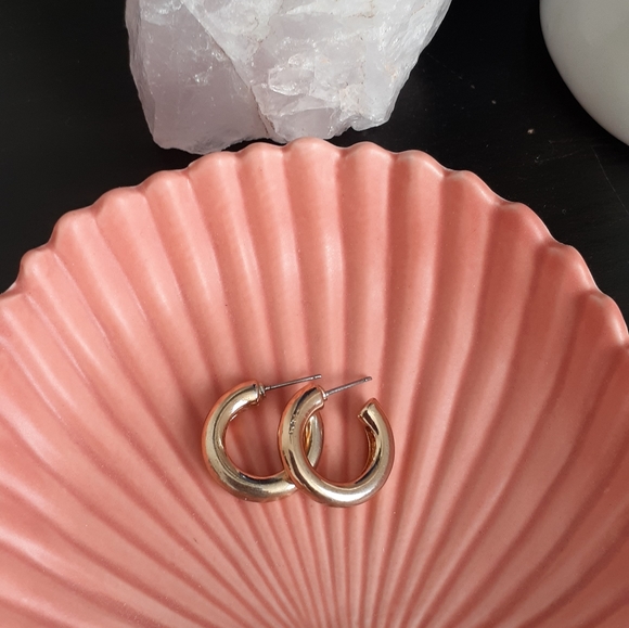 H&M Hoop Earrings - Picture 3 of 4